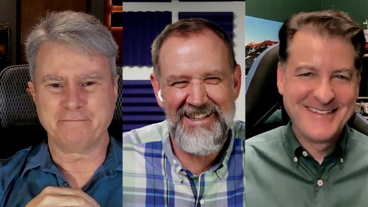 Right Angle: Backstage (04-19-2022)